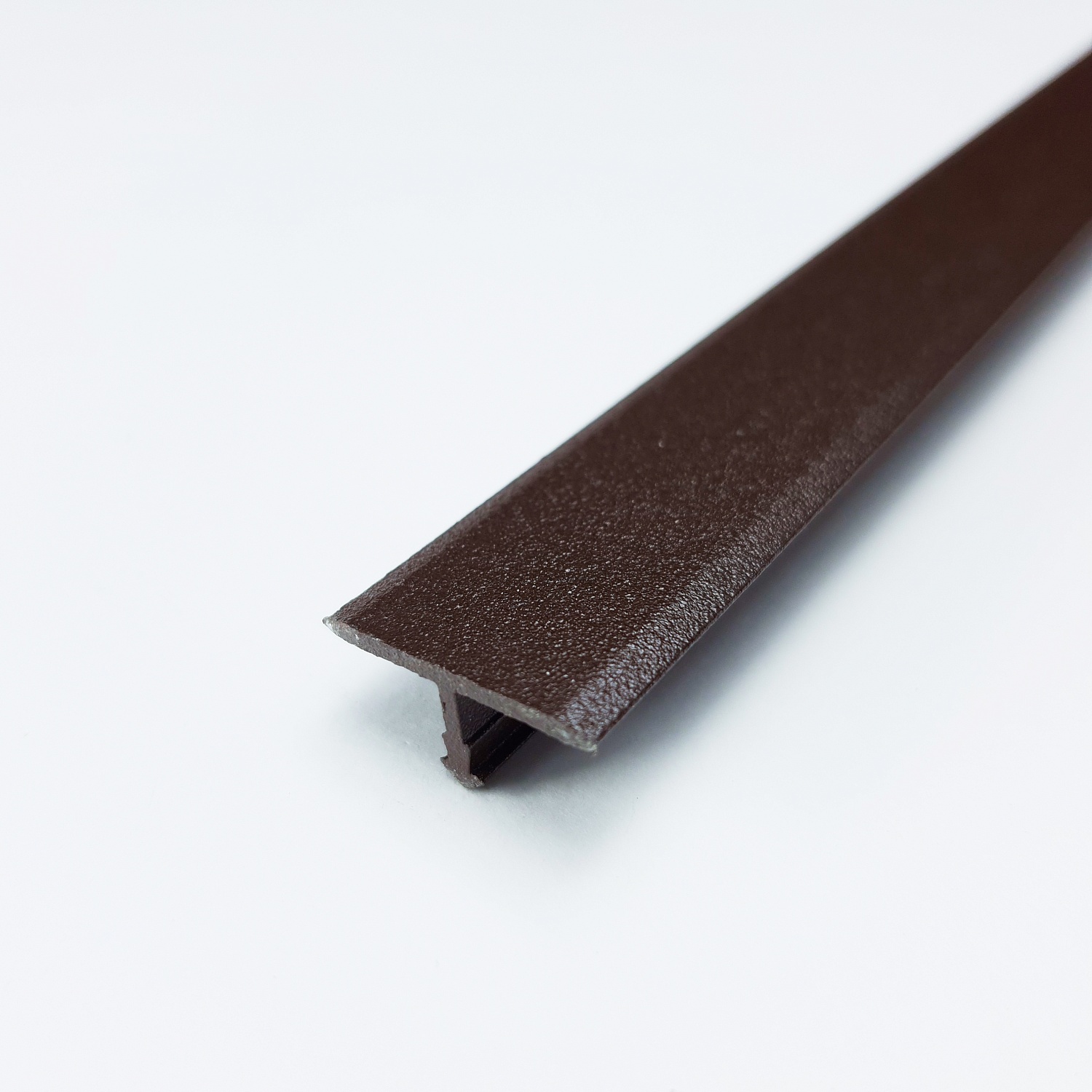 ЛС 10.2700.03 Т-образный профиль 20х8,5 мм, алюминий окрашенный, цвет шоколад, длина 2700 мм