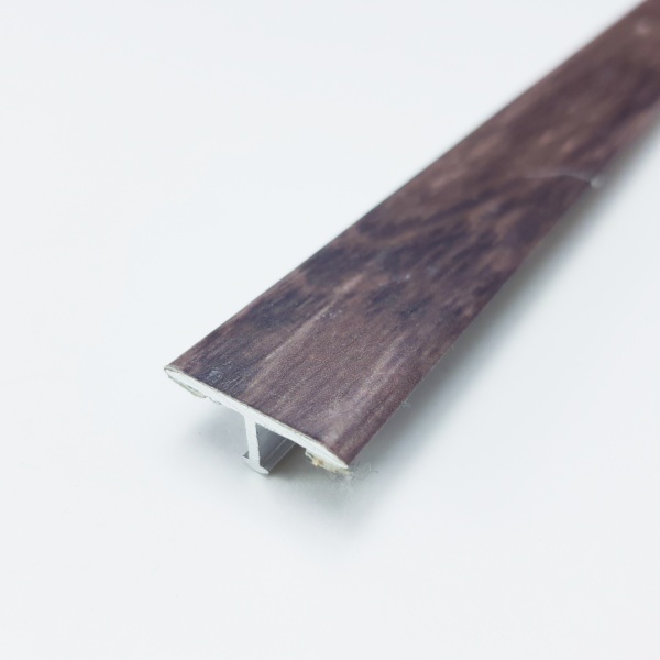 ЛС 10.2700.24823 Т-образный профиль 20х8,5 мм, алюминий ламинирован, цвет дуб каменный длина 2700 мм