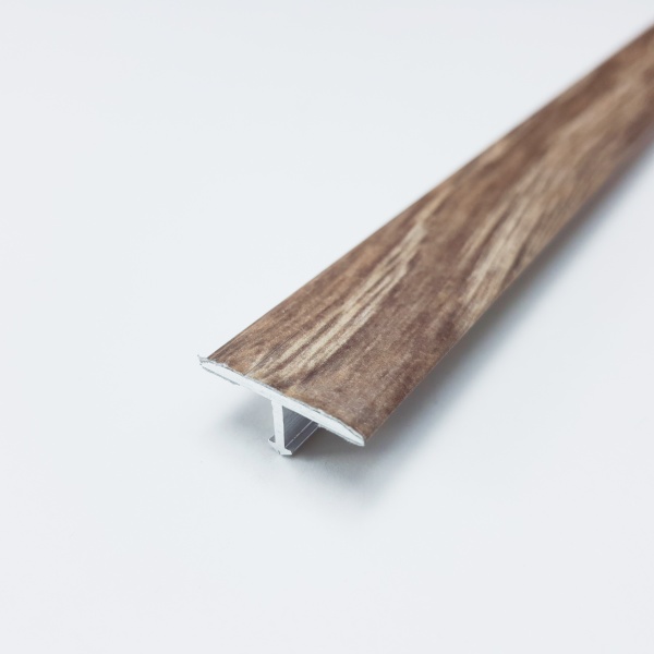 ЛС 10.2700.24030 Т-образный профиль 20х8,5 мм, алюм лам, цвет дуб французский темный, длина 2700 мм