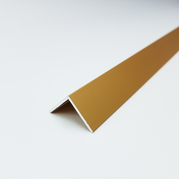 Уп 06-27.2700.502л  Профиль уголок 20х20 мм, алюминий анодированный, цвет золото, длина 2700 мм