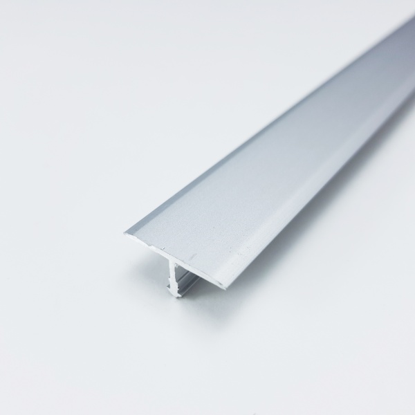 ЛС 10.2700.01л Т-образный профиль 20х8,5 мм, алюминий анодированный, цвет серебро, длина 2700 мм