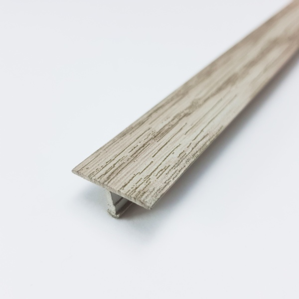 ЛС 10.2700.054 Т-образный профиль 20х8,5мм, алюминий окрашенный, цвет клён северный, длина 2700 мм