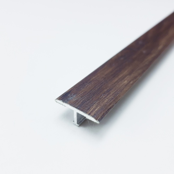 ЛС 10.2700.24818 Т-образный профиль 20х8,5 мм, алюминий ламинирован, цвет дуб гартвис длина 2700 мм