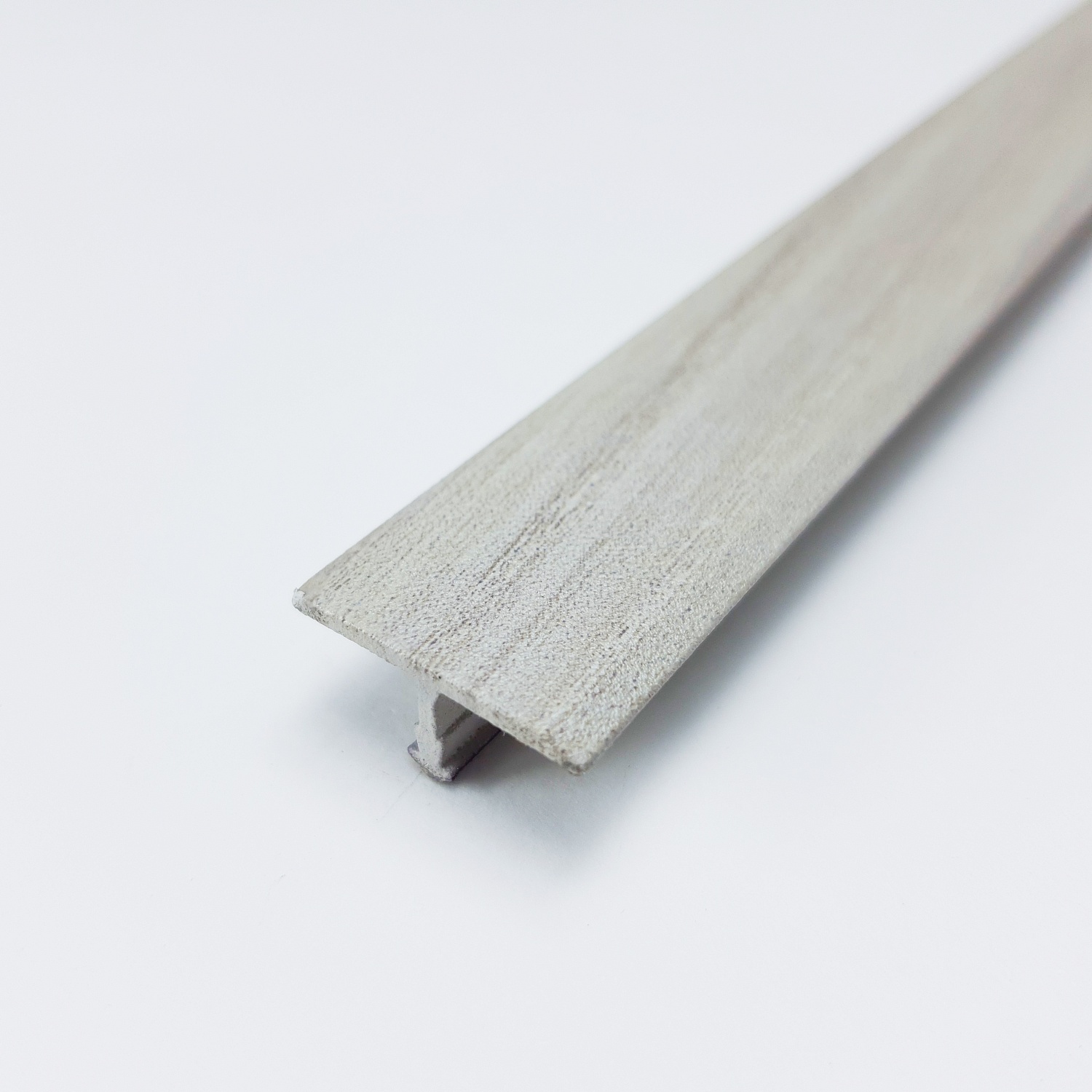 ЛС 10.2700.052 Т-образный профиль 20х8,5мм, алюминий окрашенный, цвет ель дымчатая, длина 2700 мм