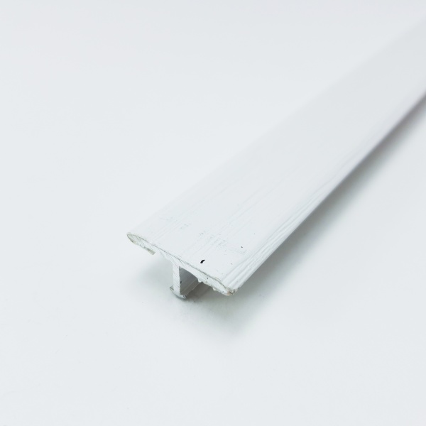 ЛС 10.2700.24031 Т-образный профиль 20х8,5 мм, алюмин лам, цвет дуб старинный светлый, длина 2700 мм