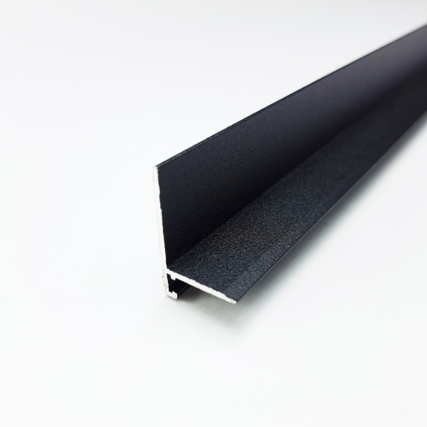 Апл 02.2700.15 Антиплинтус 26х16 мм, алюминий окрашенный, цвет чёрный, длина 2700 мм